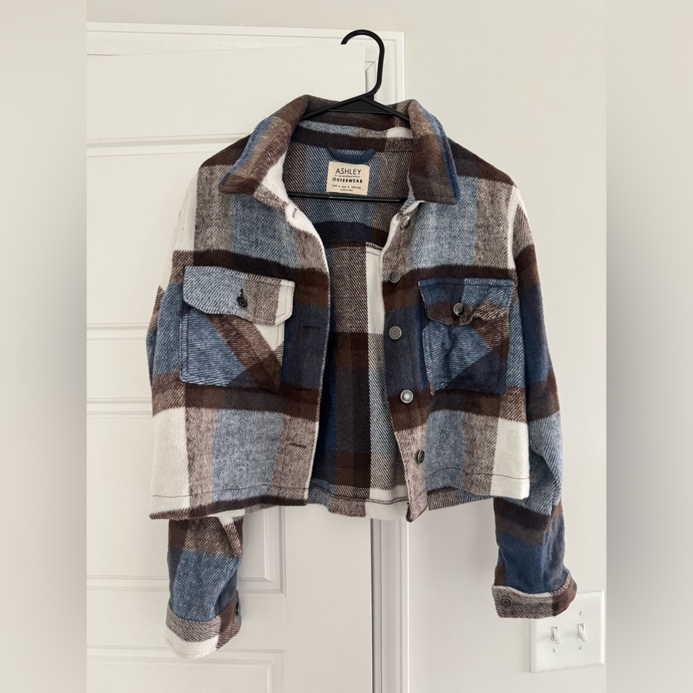 Cropped flannel button up shacket